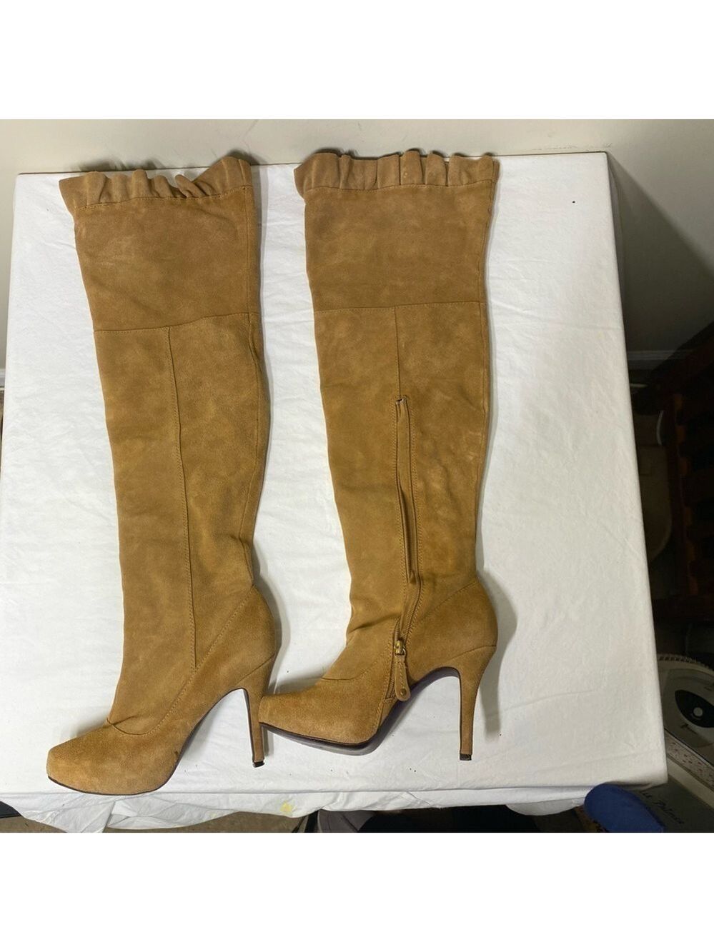 MOJO Moxy Tan Suede Tall Boots 8
